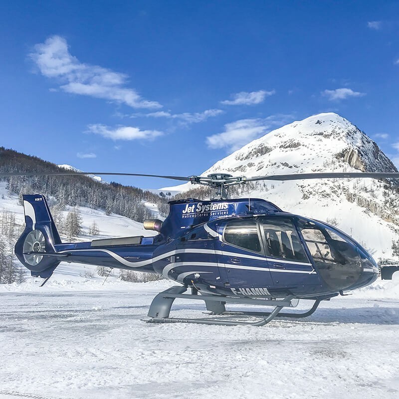 First Helicopter Flight Méribel, 3 Vallées | JetBooking