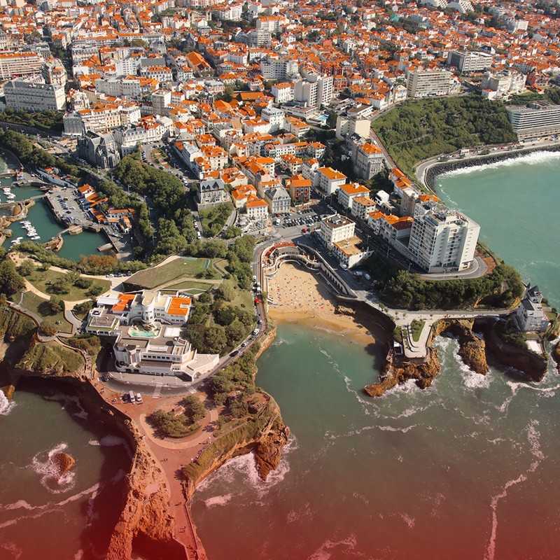 Vol Panoramique le miramar en hélicoptère à Biarritz ( Côte Basque )