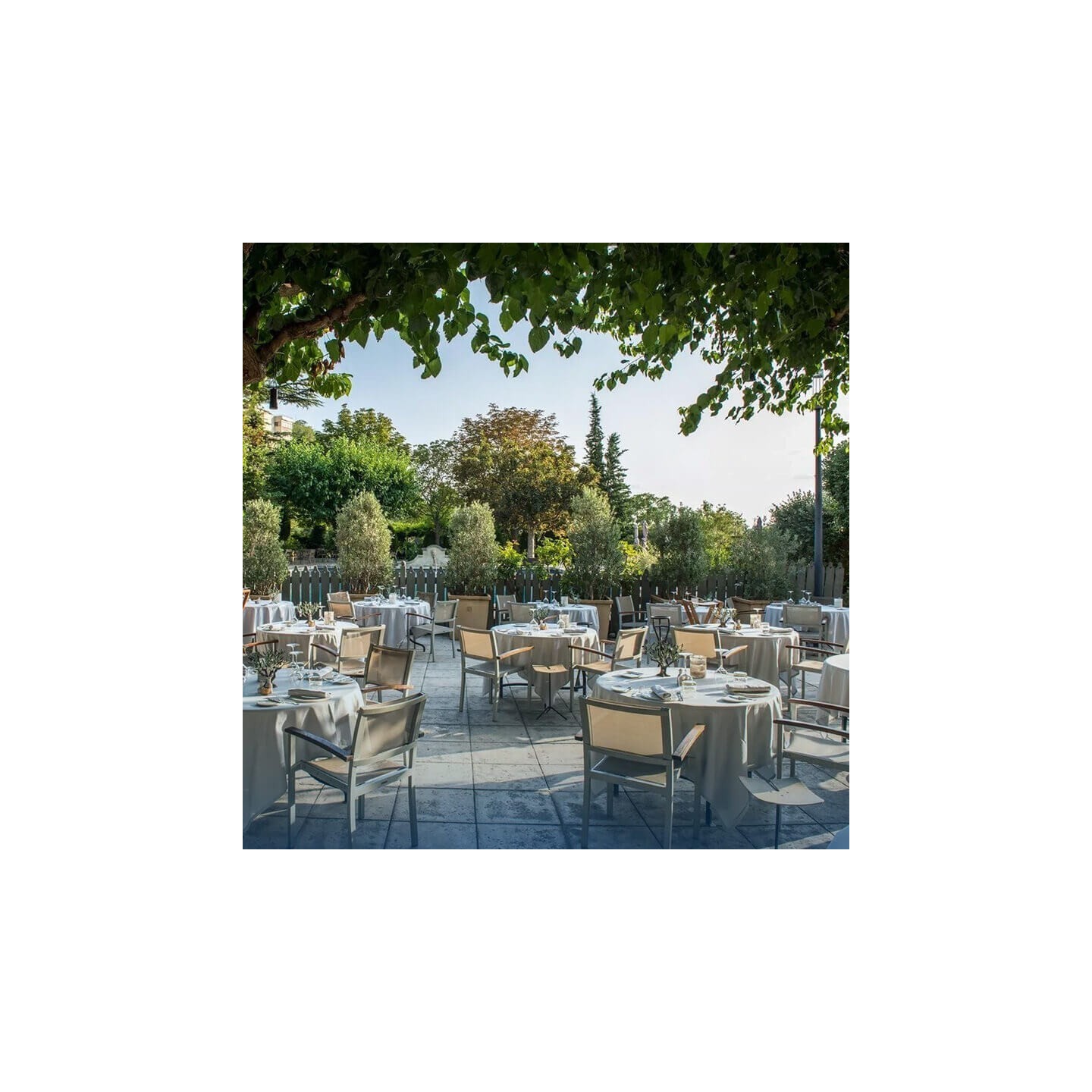 Héli Restaurant - L’Oustau de Baumanières