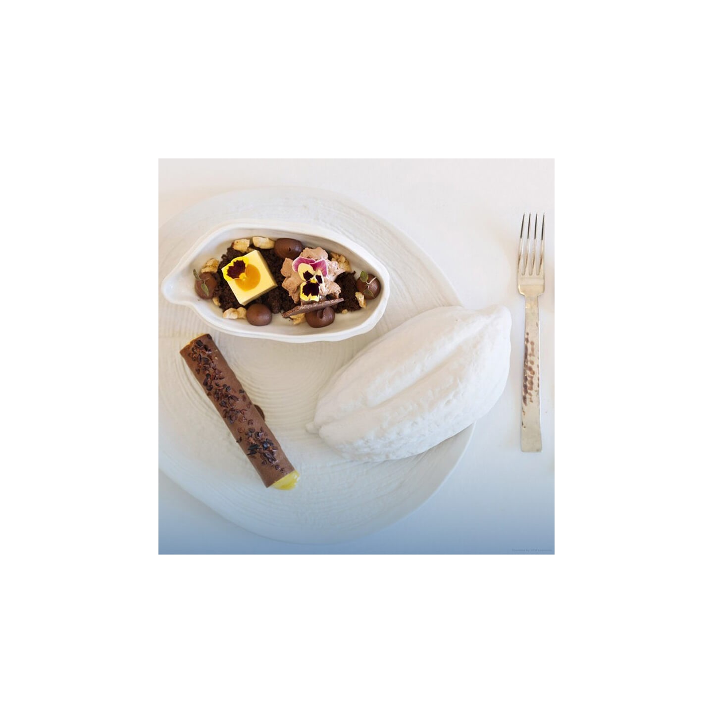 Héli Restaurant - Le Mas Des Herbes Blanches