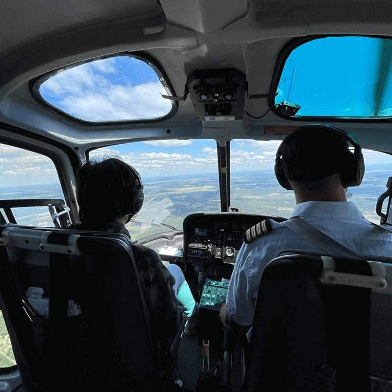 Pyrénées Scenic Helicopter Flight - Pau | JetBooking